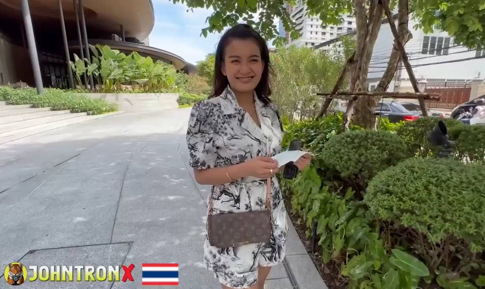 หนังเอ็กไทย JohntronX – Pam น้องสายป่านโคตรเด็ดหน้าตาดีเย็ดเก่ง เจอพี่จอห์นพาขึ้นตุ๊กๆเสียบสดกระแทกกันแตกในคาโรงแรม